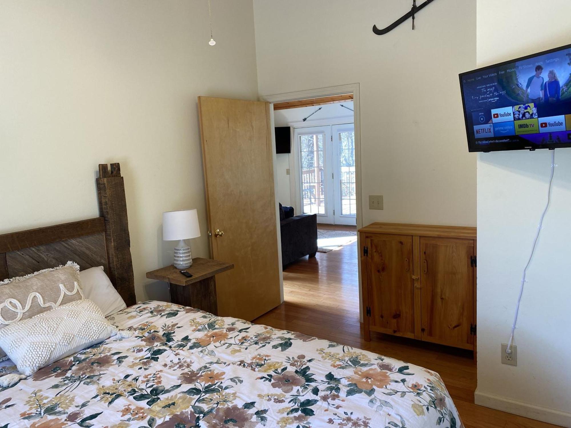 Gray'S Place On Cosby Creek - 2 Bedrooms, 2 Baths, Sleeps 6 Home Kültér fotó
