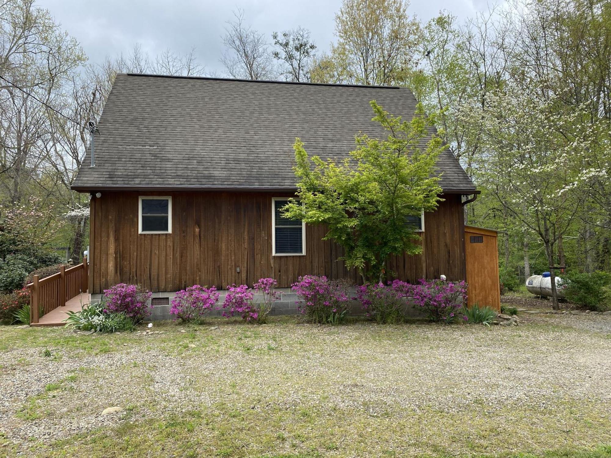 Gray'S Place On Cosby Creek - 2 Bedrooms, 2 Baths, Sleeps 6 Home Kültér fotó