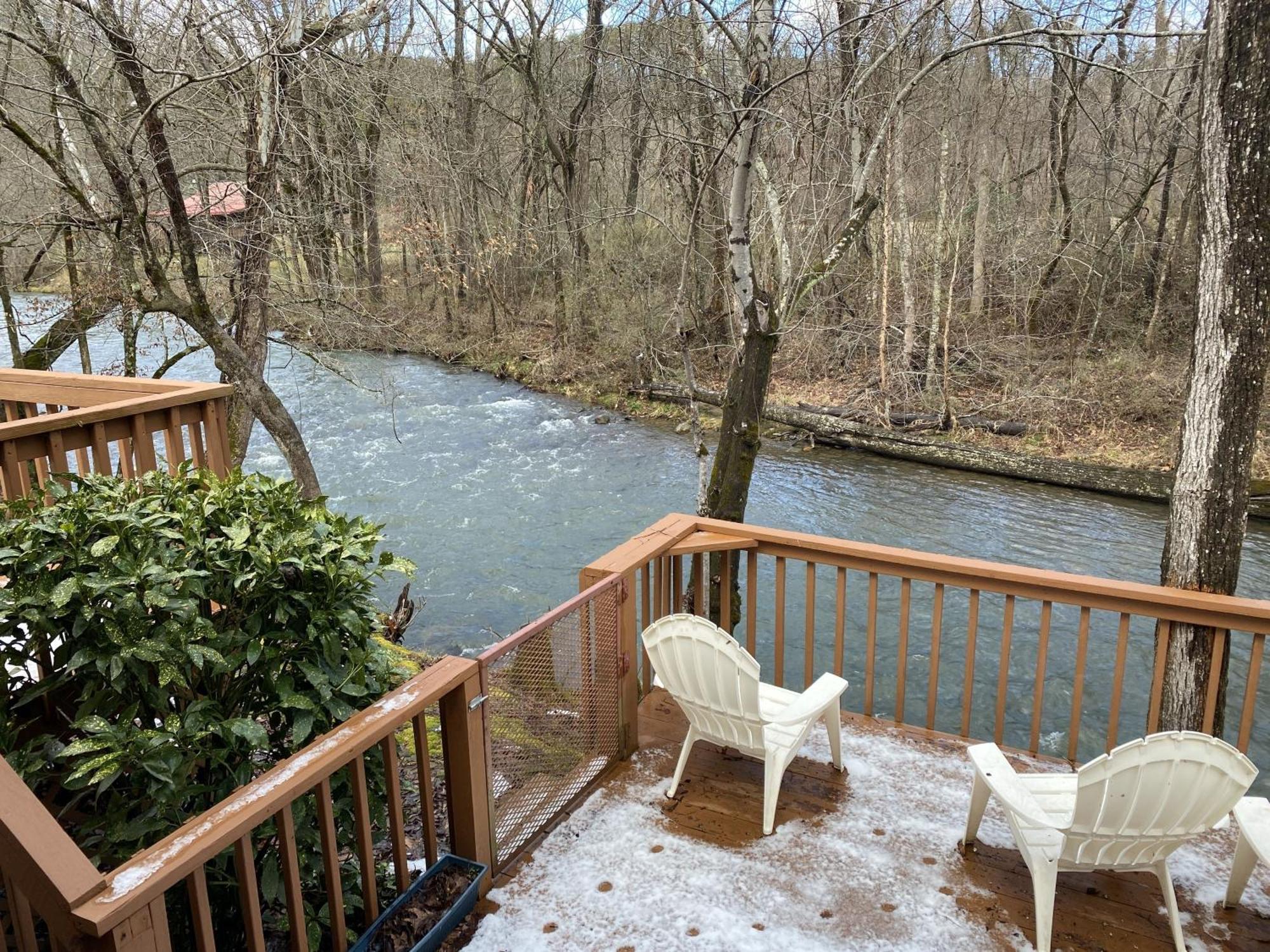 Gray'S Place On Cosby Creek - 2 Bedrooms, 2 Baths, Sleeps 6 Home Kültér fotó